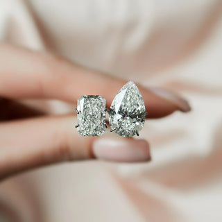Close-up of a perfectly symmetrical round-cut diamond under magnification, emphasizing precision and brilliance