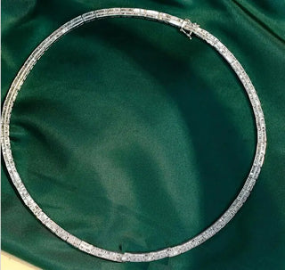 Duchess Loop Necklace